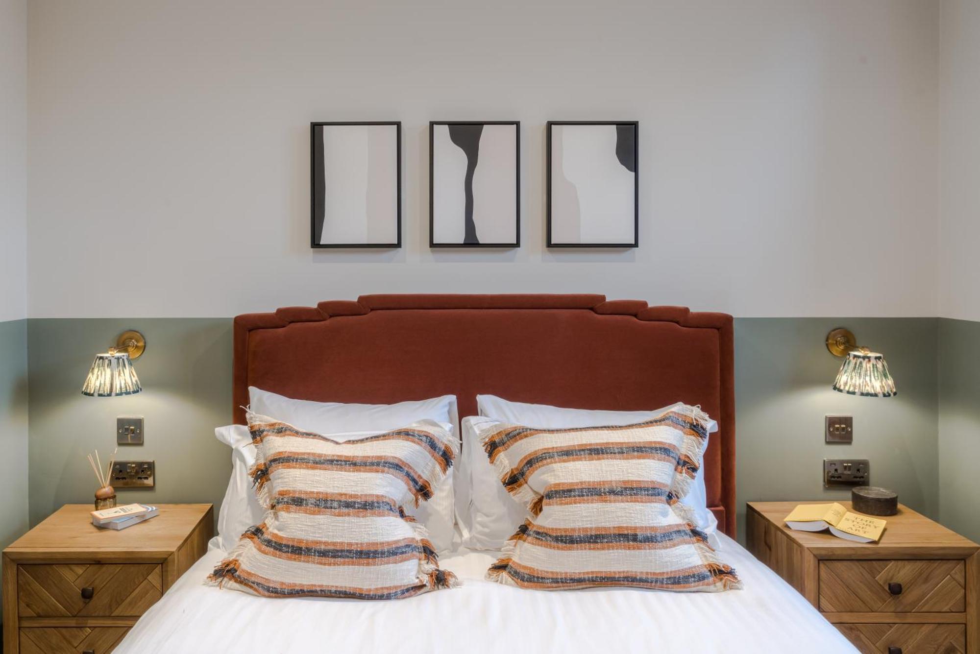Redland Place - Your Apartment Bristol Room photo